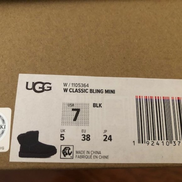 UGG Classic Bling Mini Swarovski boots. Size: 7 - Picture 6 of 7